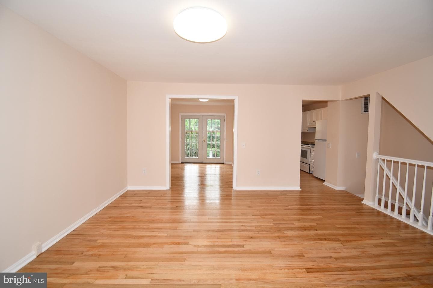 1666 Colonial Way photo 12