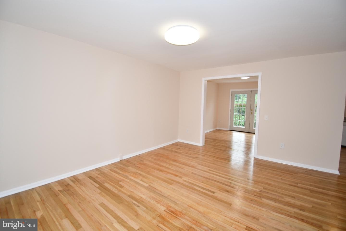 1666 Colonial Way photo 13