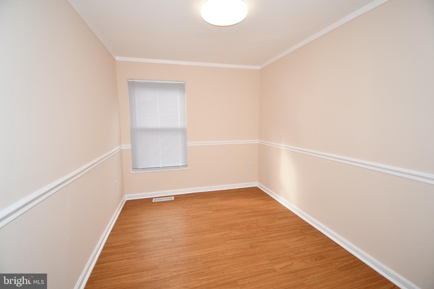 1666 Colonial Way photo 29