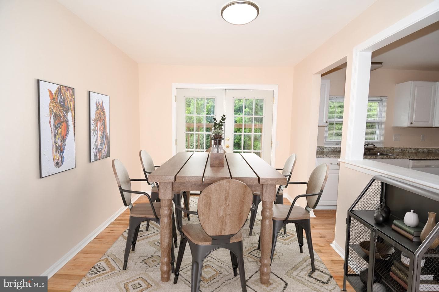 1666 Colonial Way photo 3