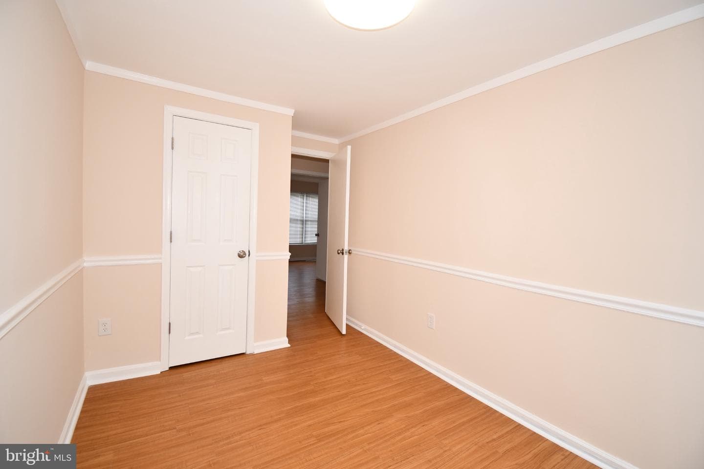 1666 Colonial Way photo 31