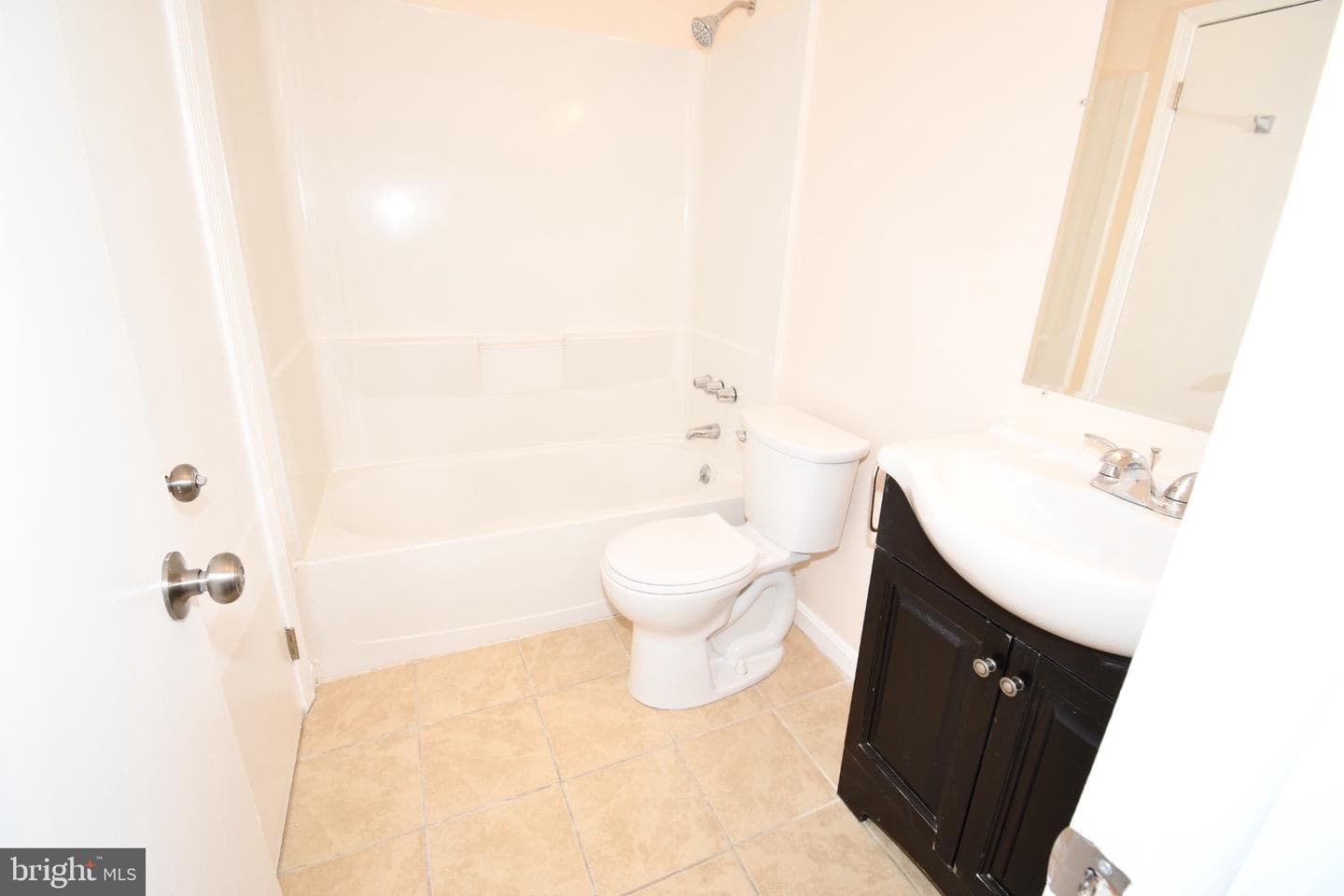 1666 Colonial Way photo 34