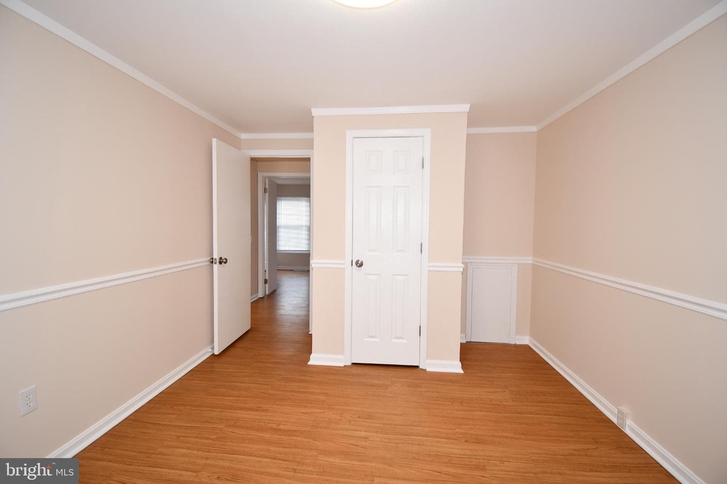 1666 Colonial Way photo 37