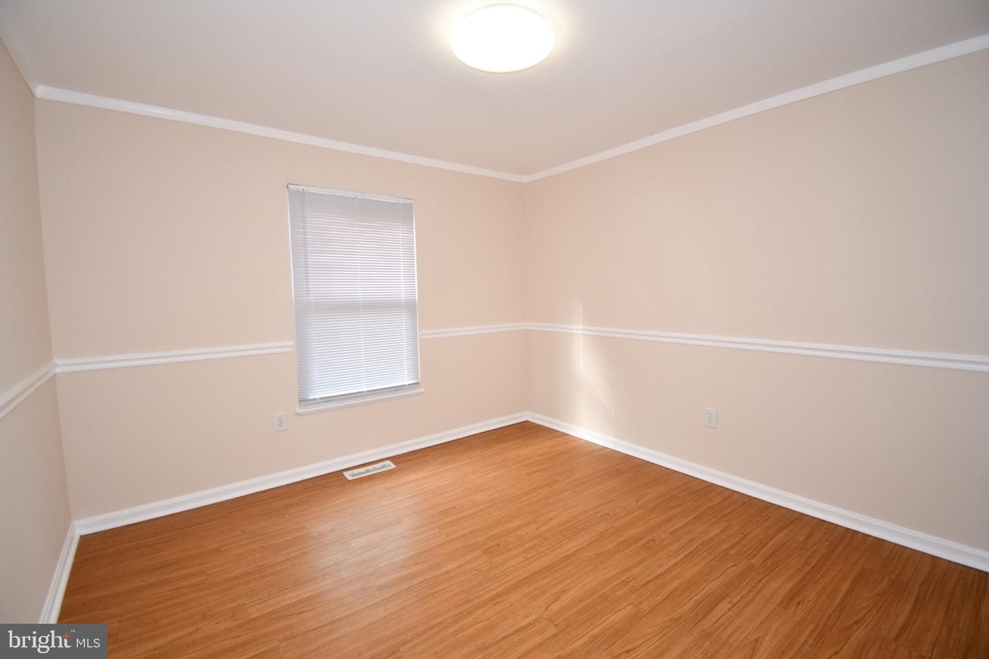 1666 Colonial Way photo 40