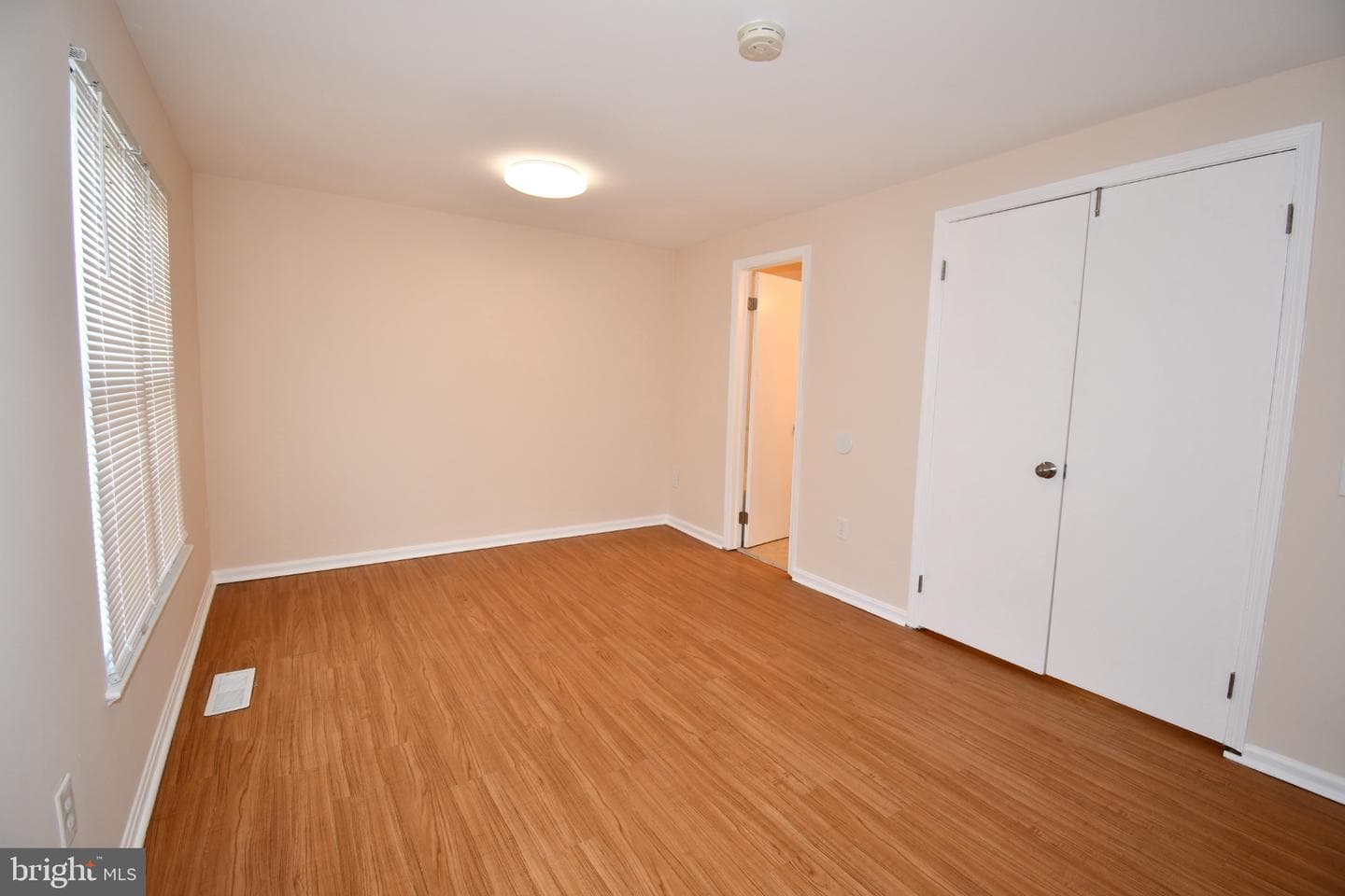 1666 Colonial Way photo 45
