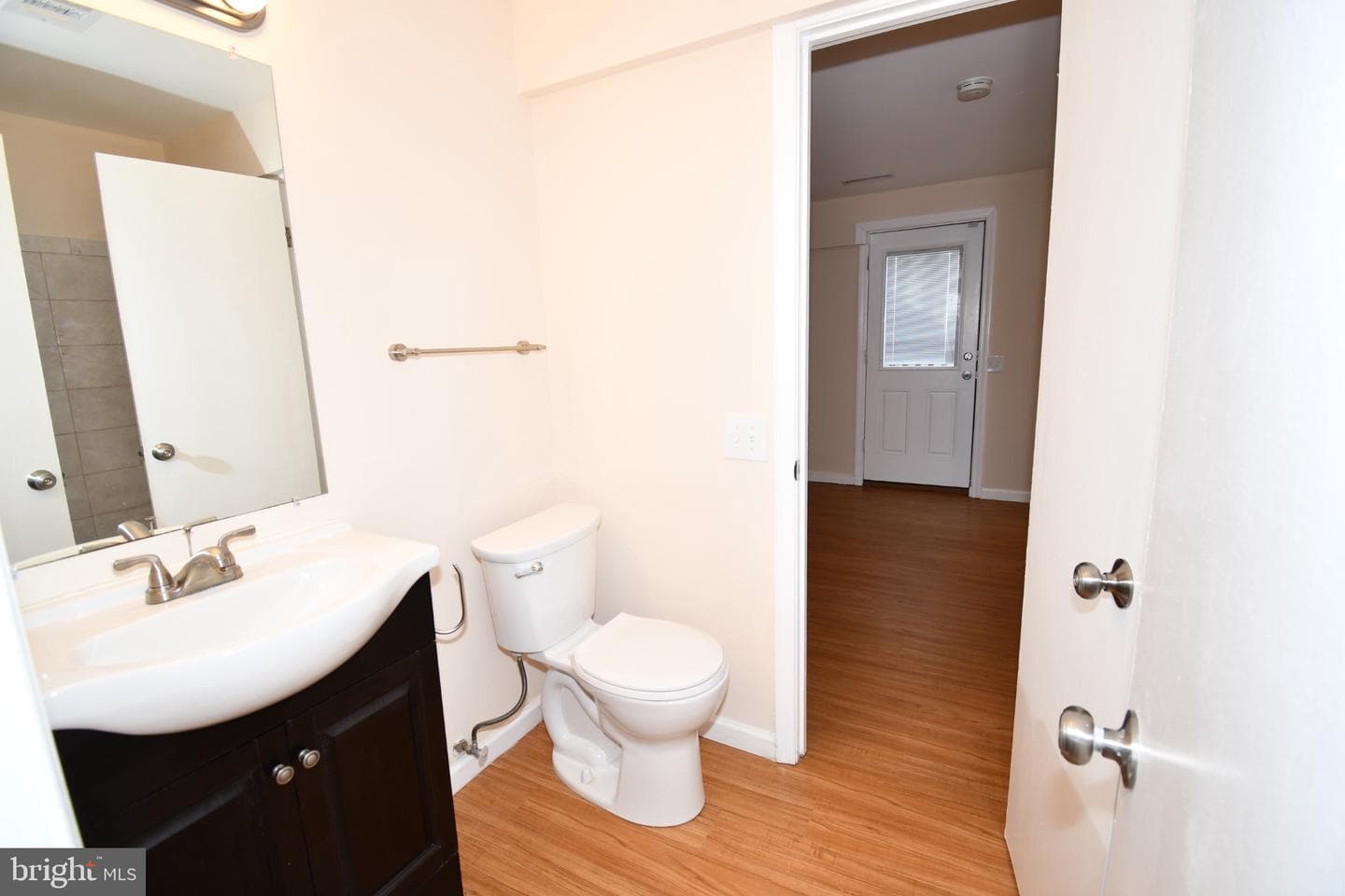 1666 Colonial Way photo 52