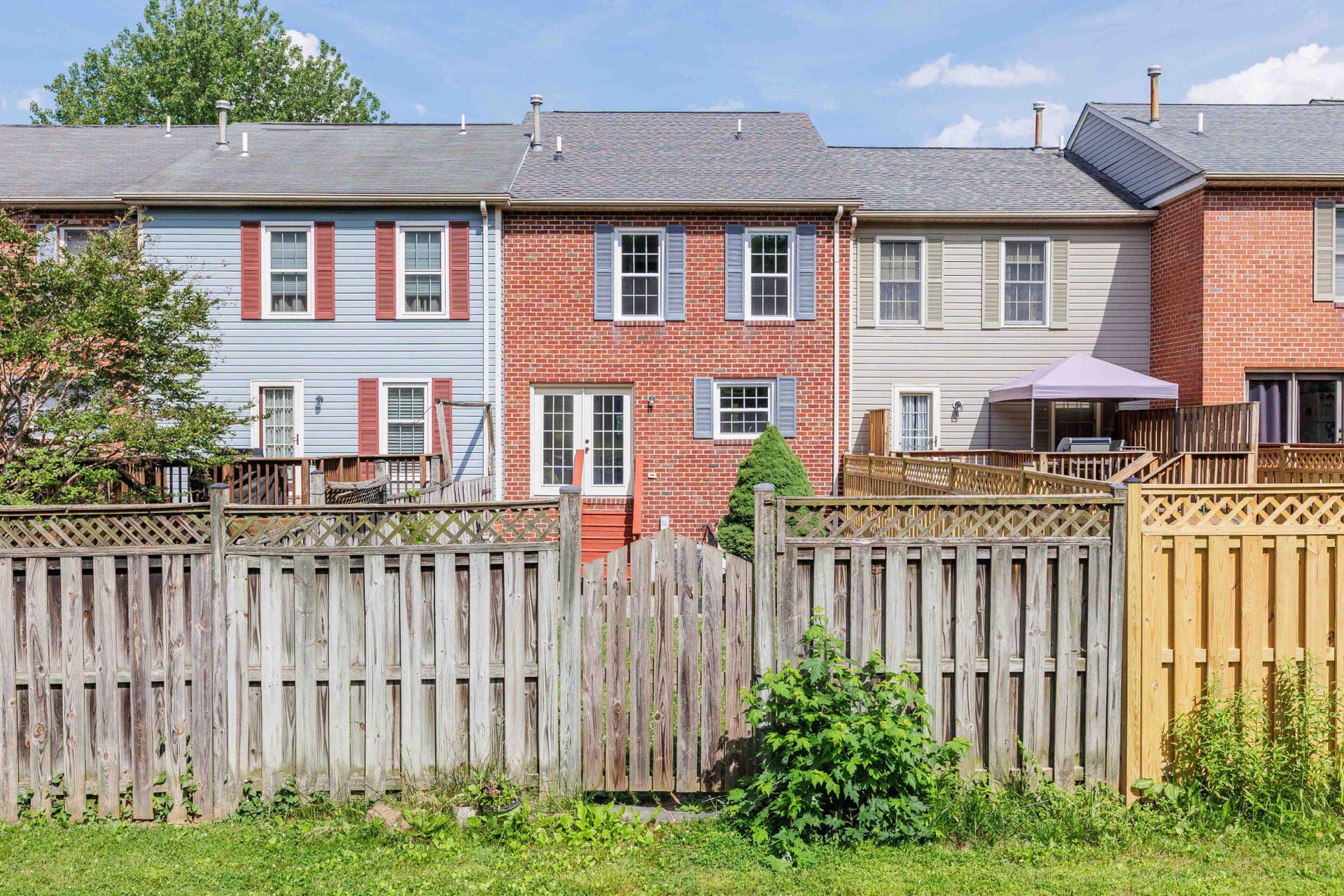 2433 Dunmore Court photo 34