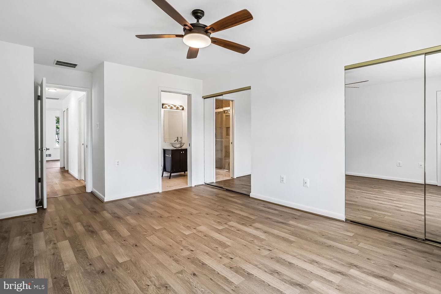 5697 Crabapple Drive photo 25