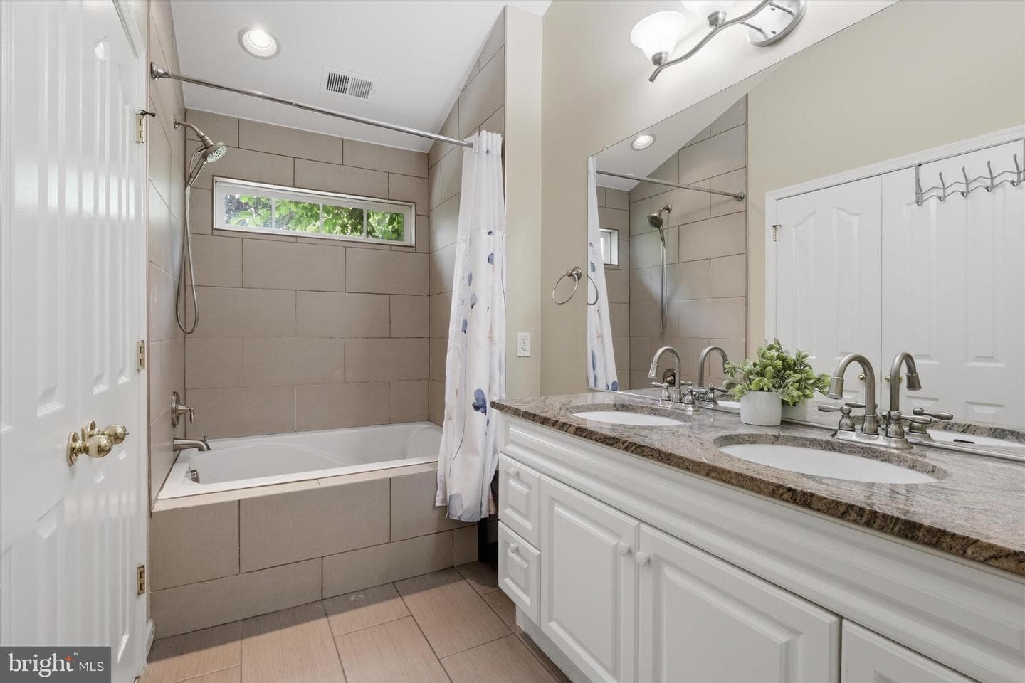 2089 Buell Drive photo 24