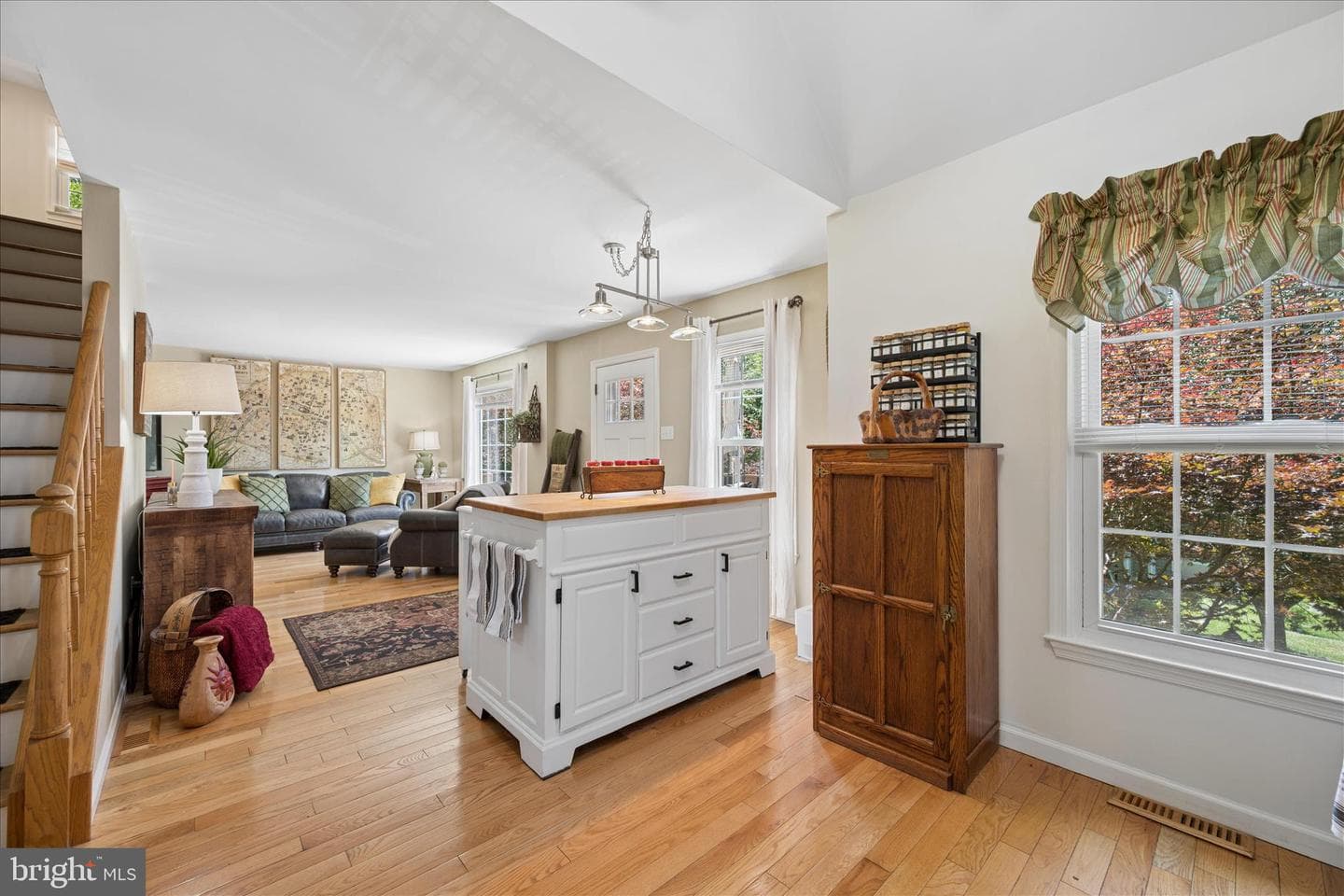10801 Lake Court E photo 27
