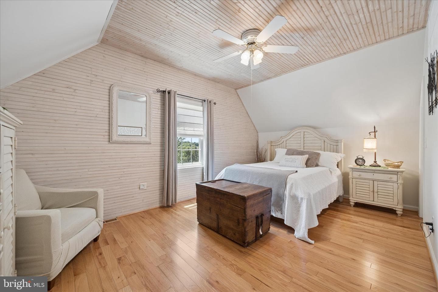10801 Lake Court E photo 37