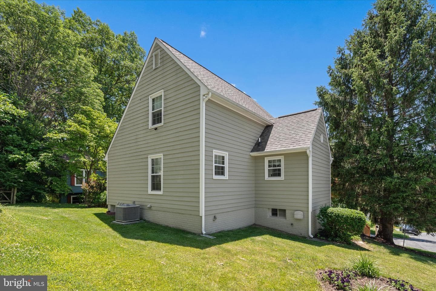 10801 Lake Court E photo 65