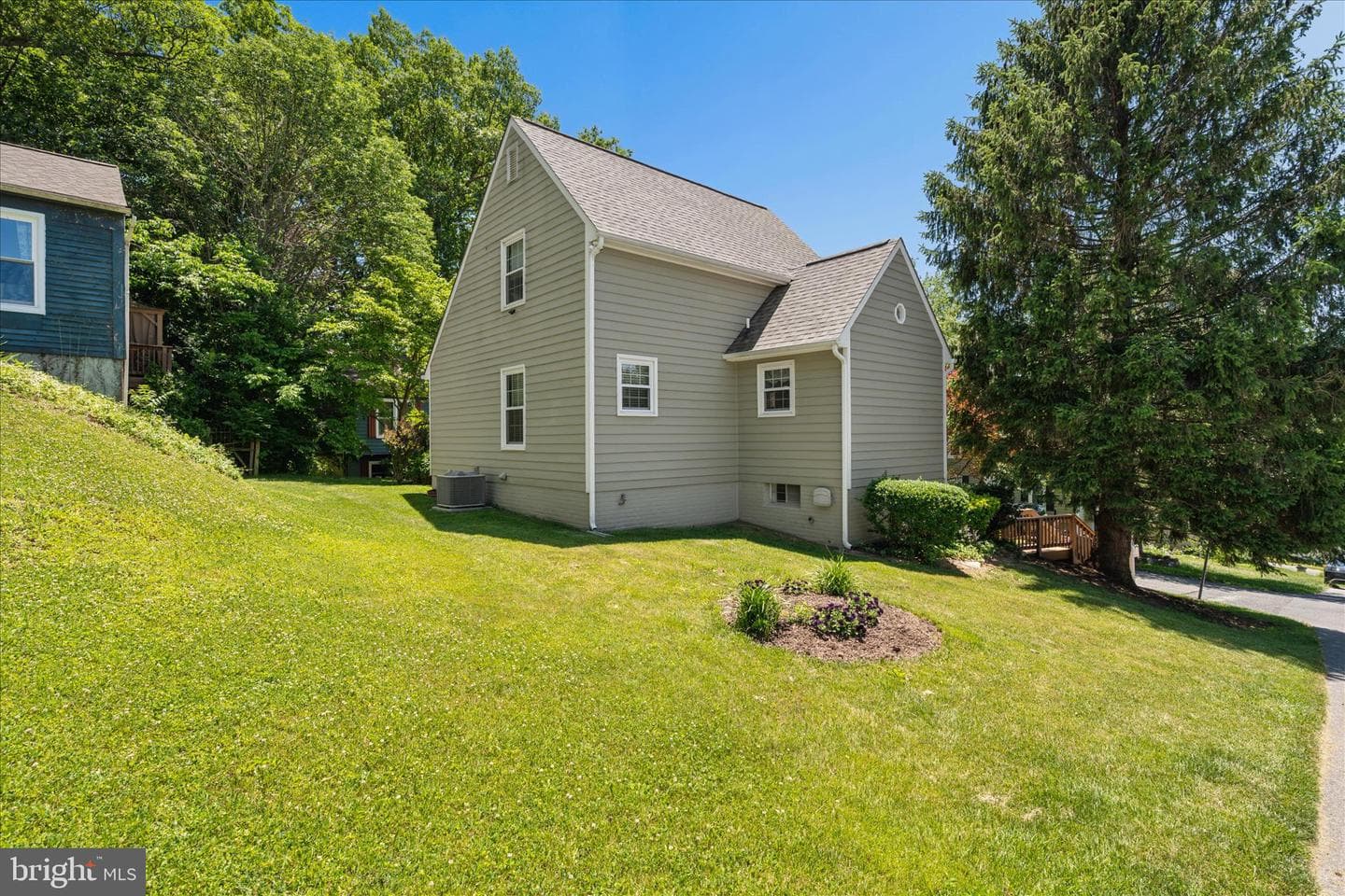 10801 Lake Court E photo 66