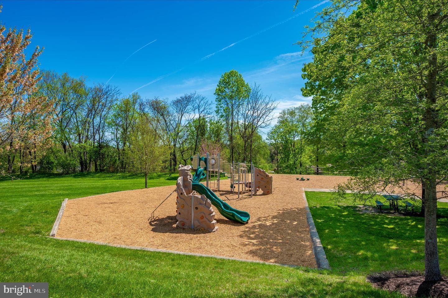 10801 Lake Court E photo 84