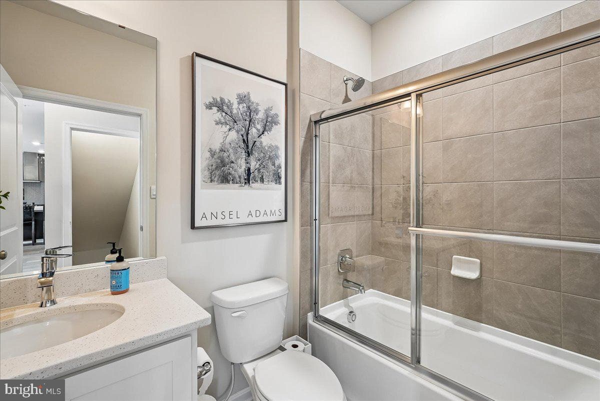 809 Foundry Street photo 31