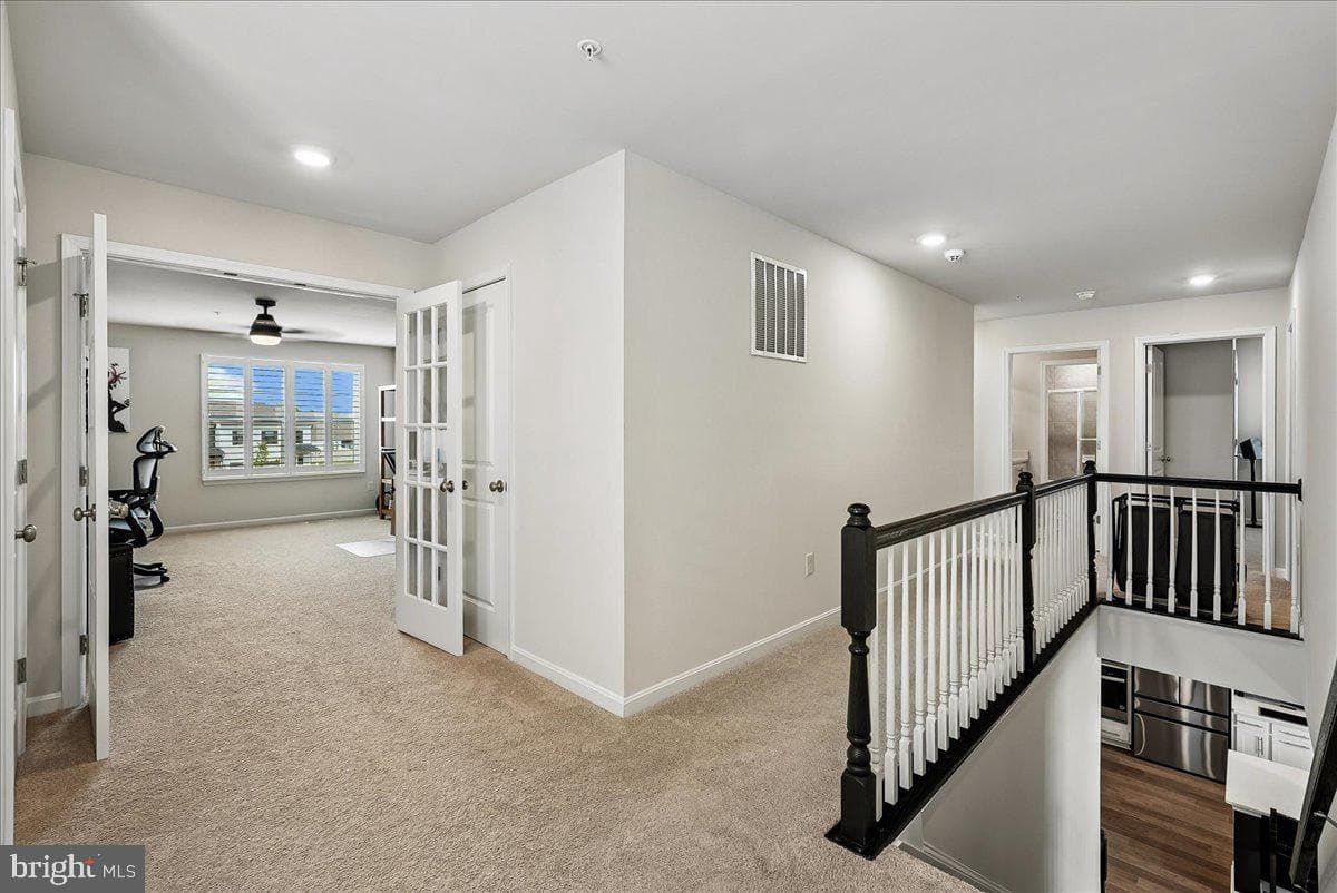809 Foundry Street photo 33