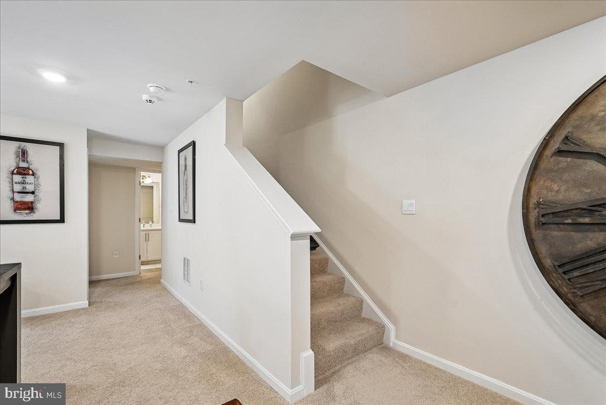 809 Foundry Street photo 49