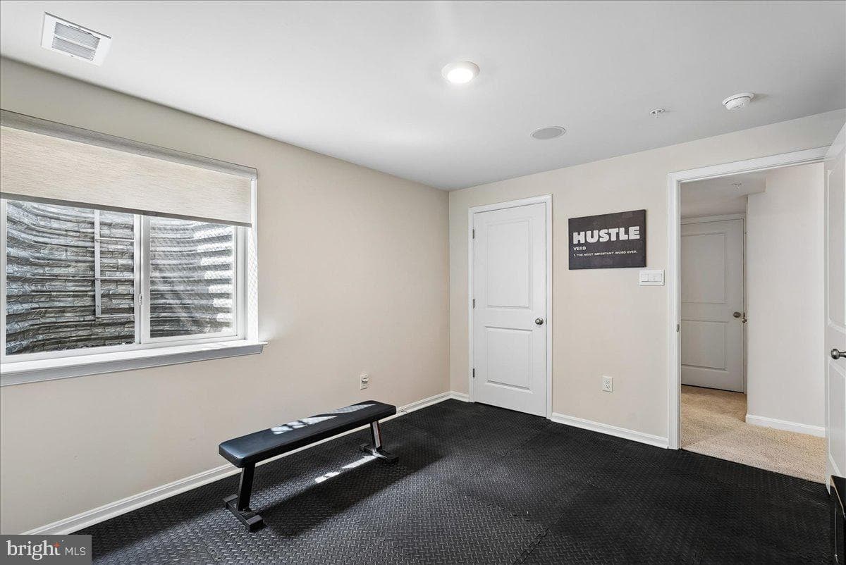 809 Foundry Street photo 59