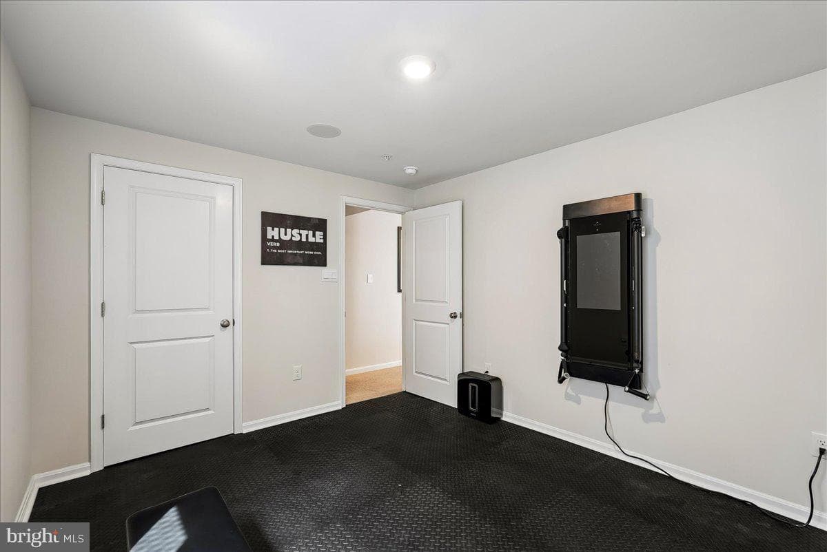 809 Foundry Street photo 60