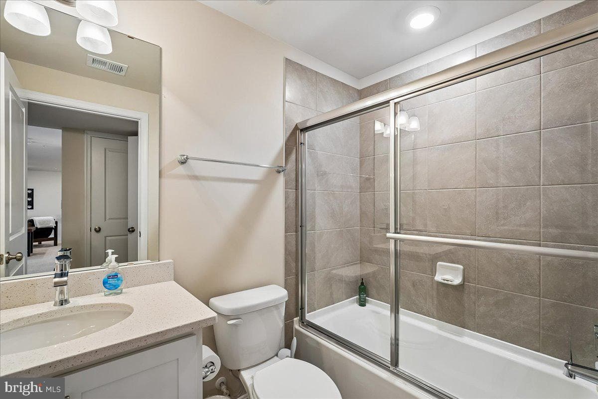 809 Foundry Street photo 61