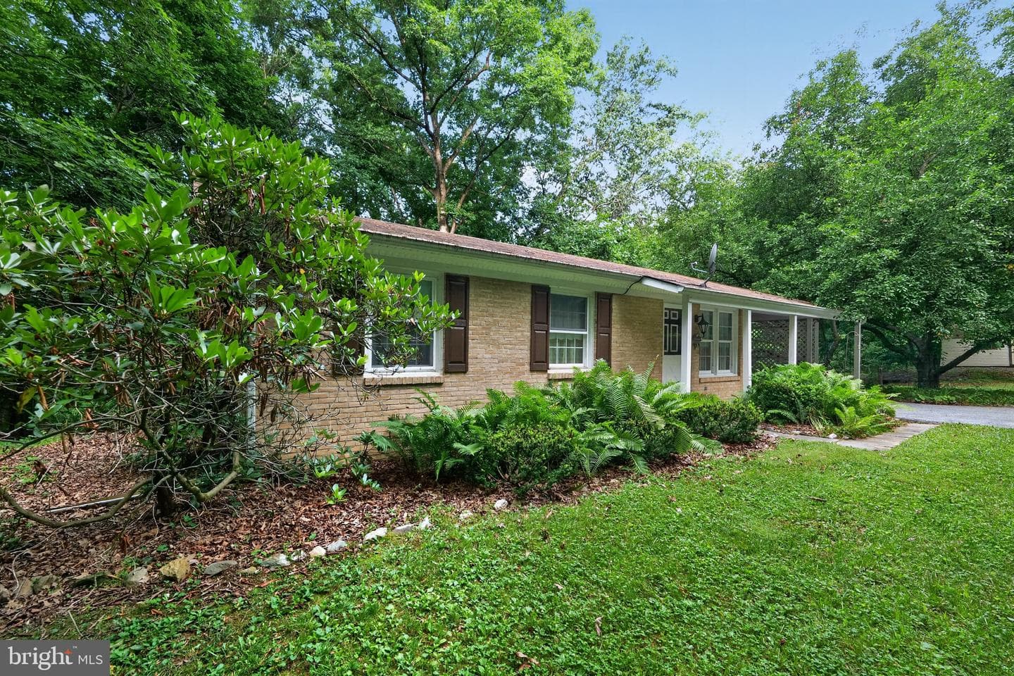 9810 Woodsboro Road, Frederick