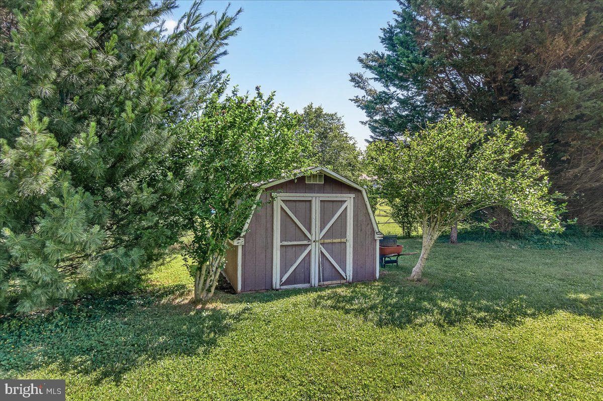 3997 Sugarloaf Court photo 29