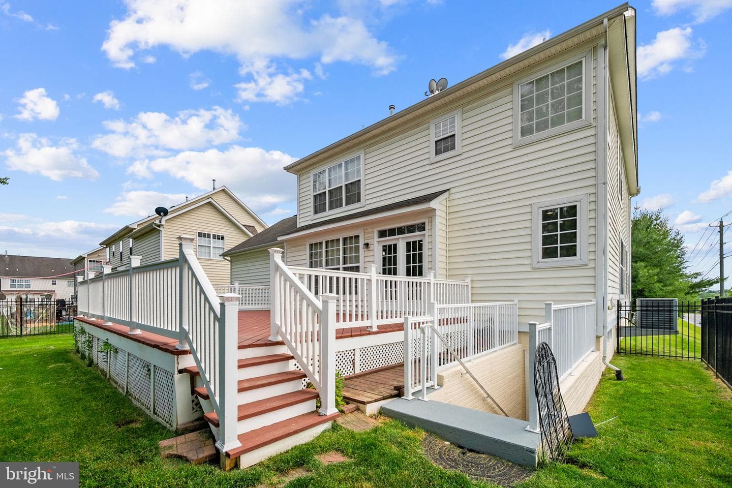 231 Marley Street photo 49