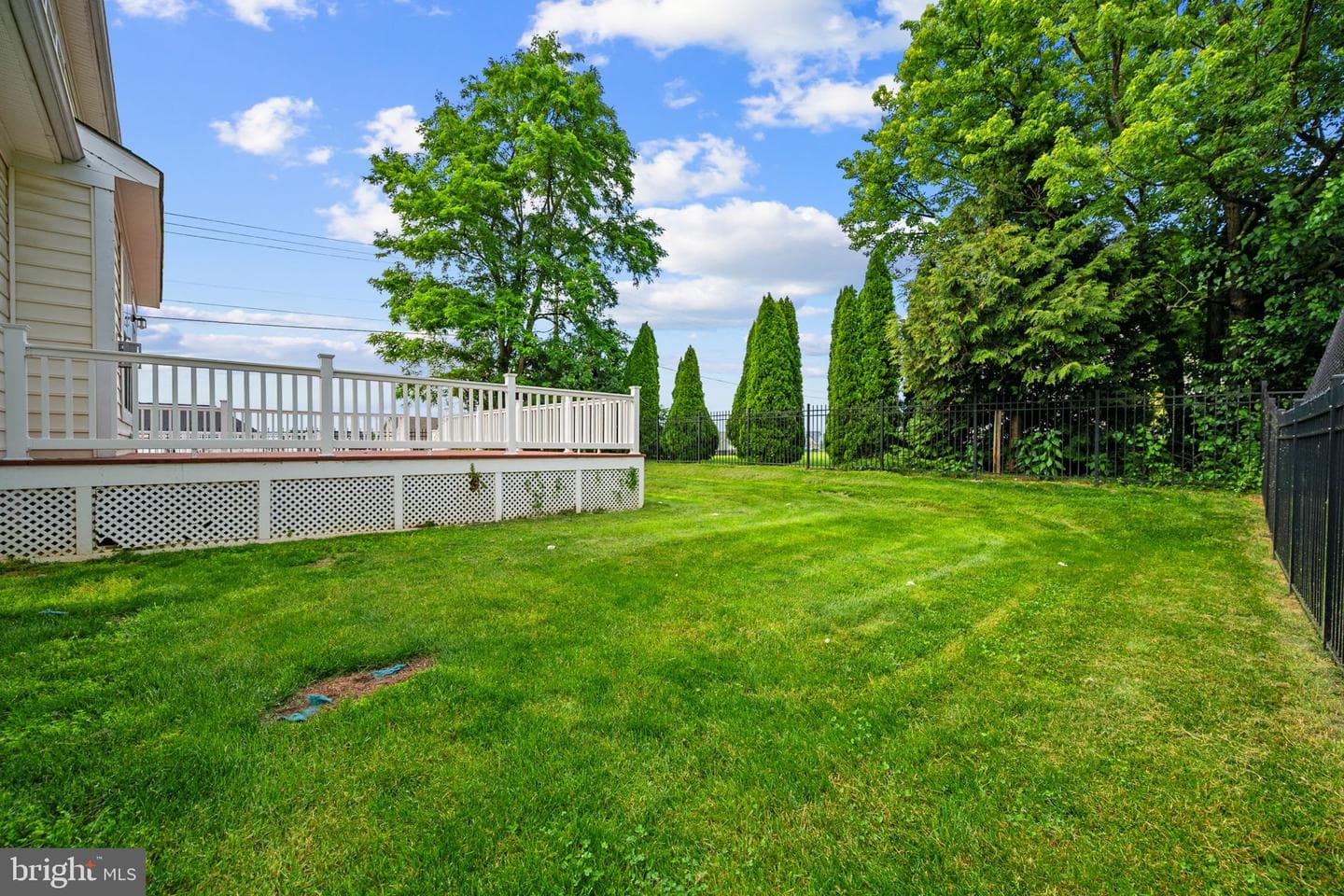 231 Marley Street photo 51