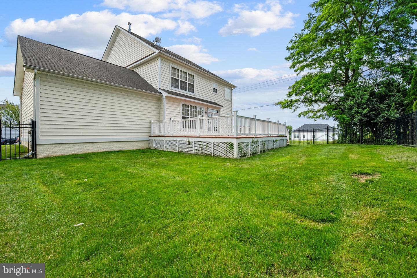 231 Marley Street photo 52