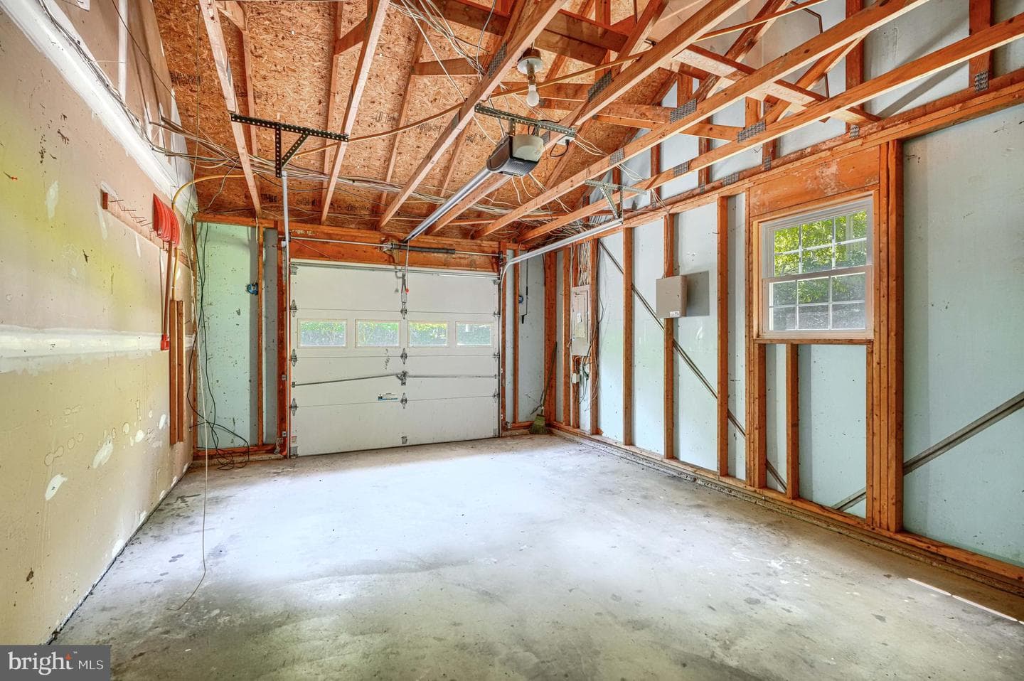 1002 Midvale Avenue photo 17