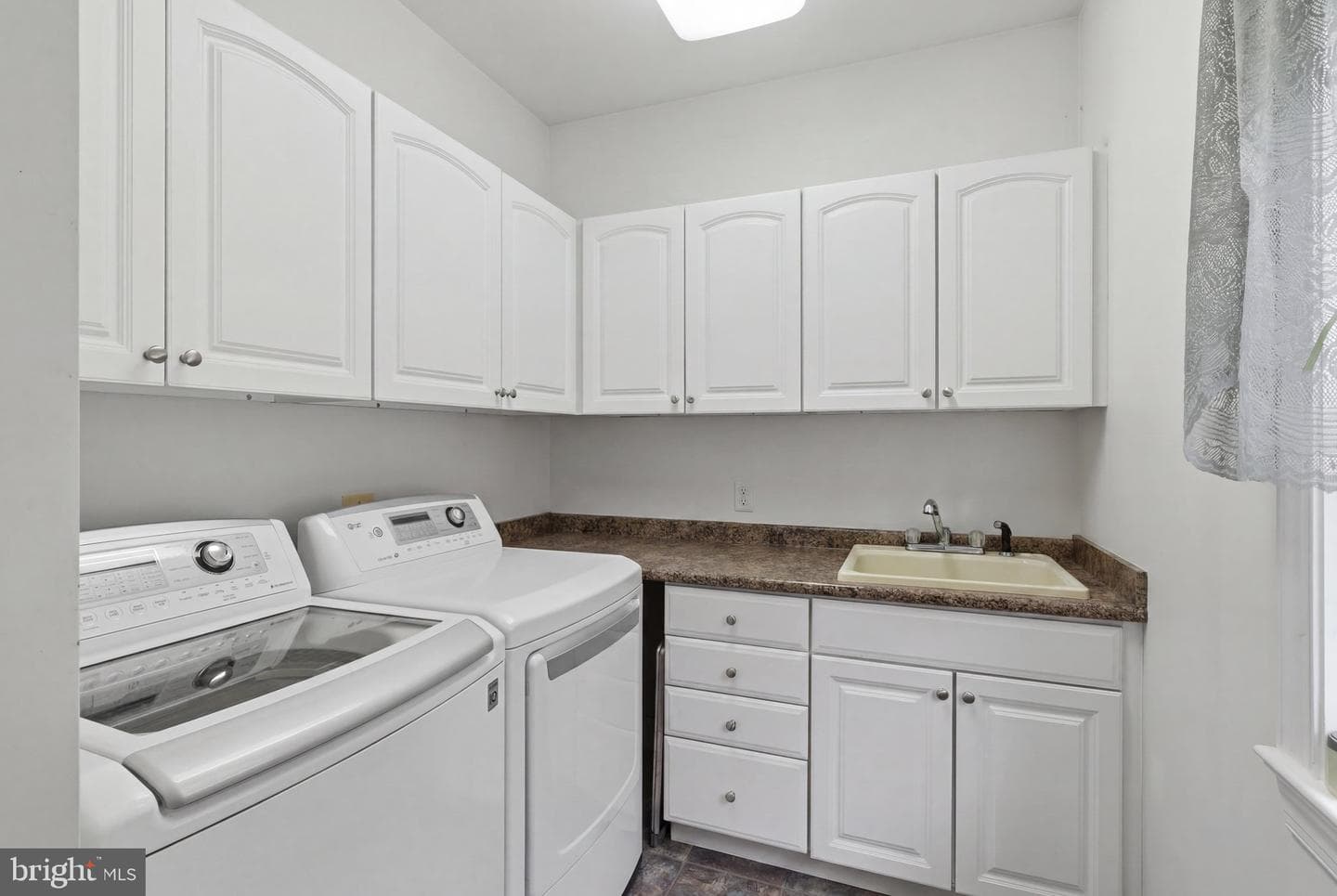 7020 Debold Road photo 31