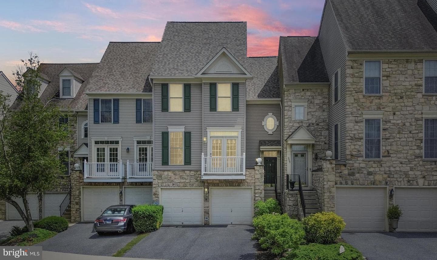 2209 Bear Den Road