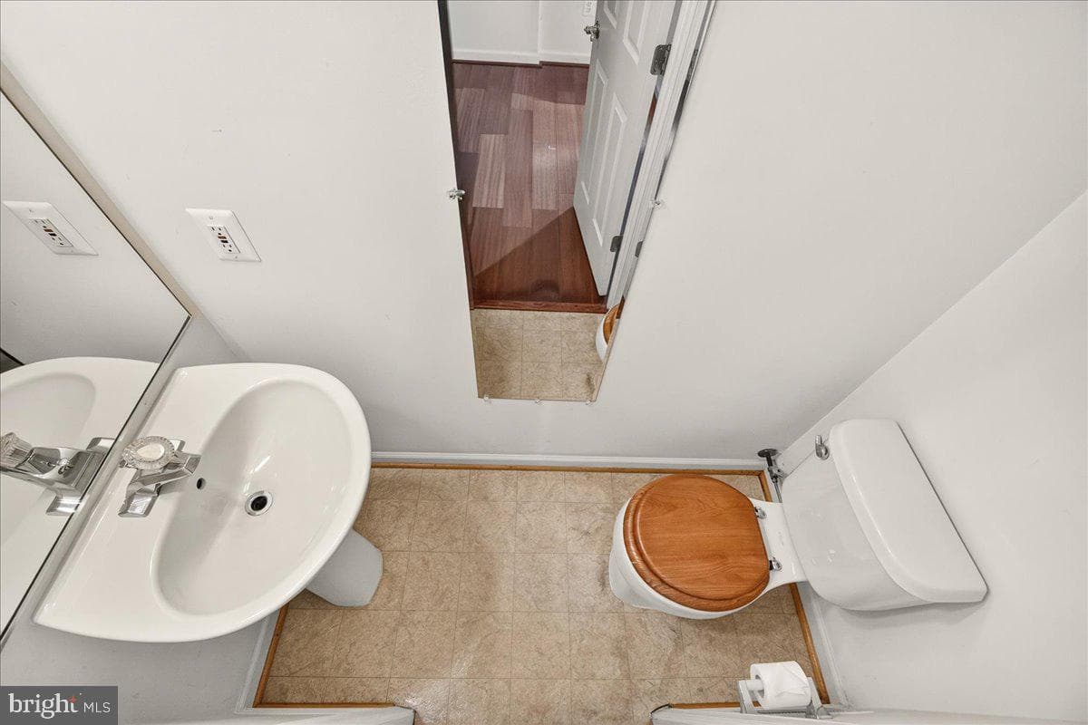 6511 Mallery Court photo 25