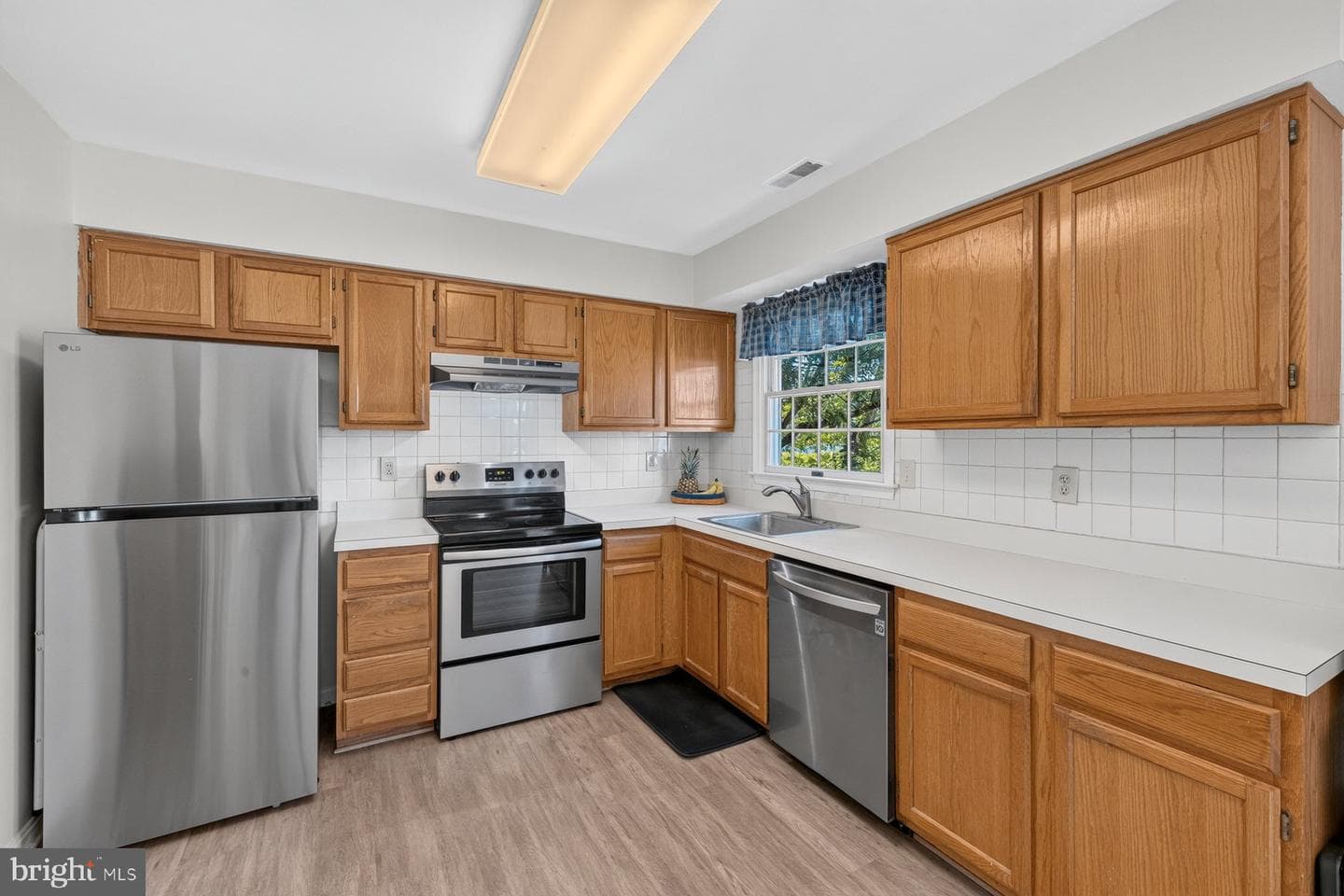 6581 Willard Horine Court photo 11