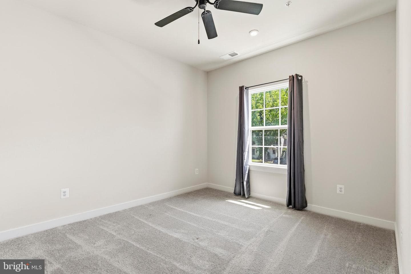 205 Baughmans Lane photo 54