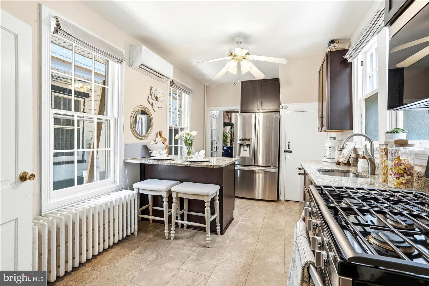 29 E 3rd Street photo 12