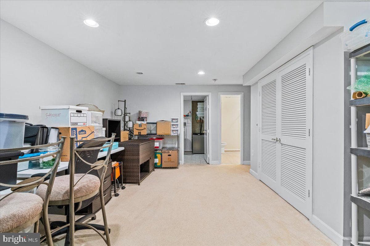 9245 Ridgefield Circle photo 31