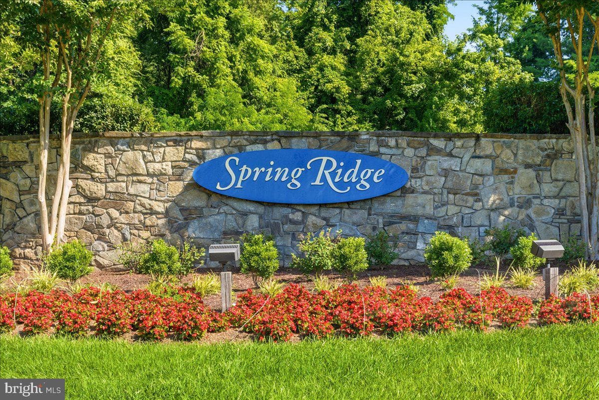 9245 Ridgefield Circle photo 52