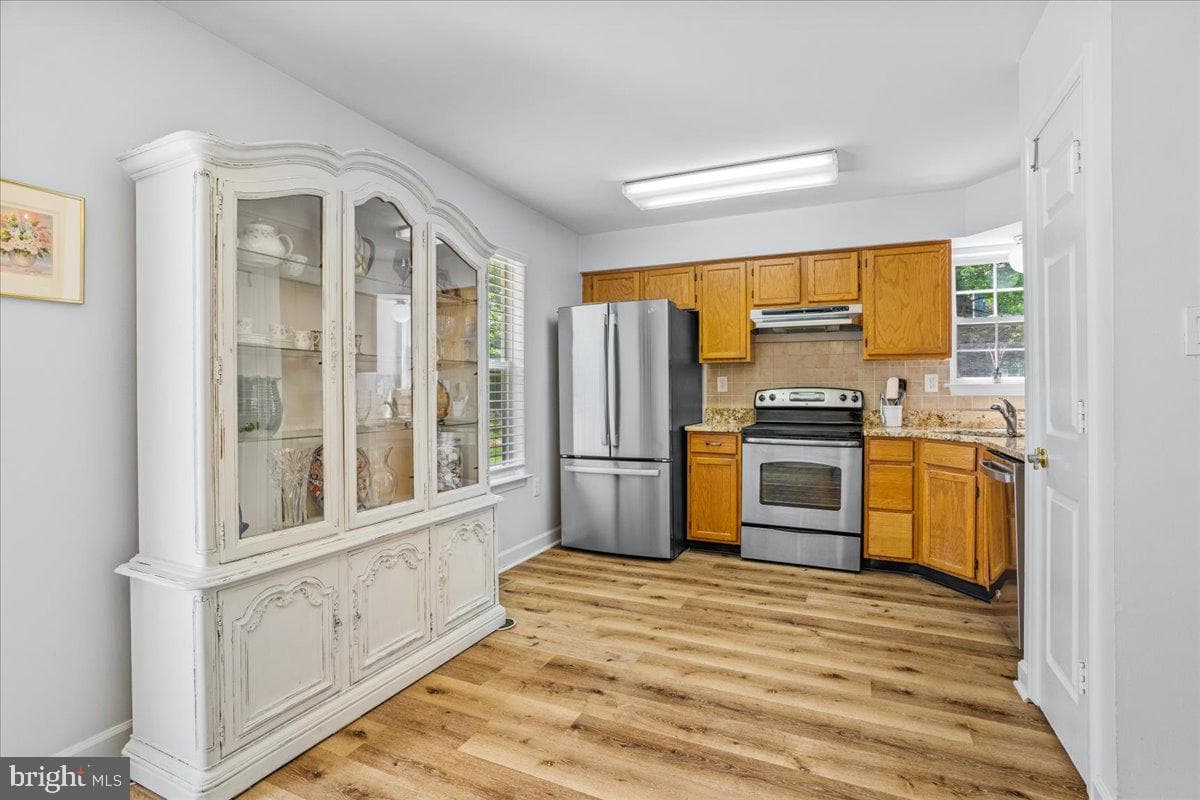 9245 Ridgefield Circle photo 9