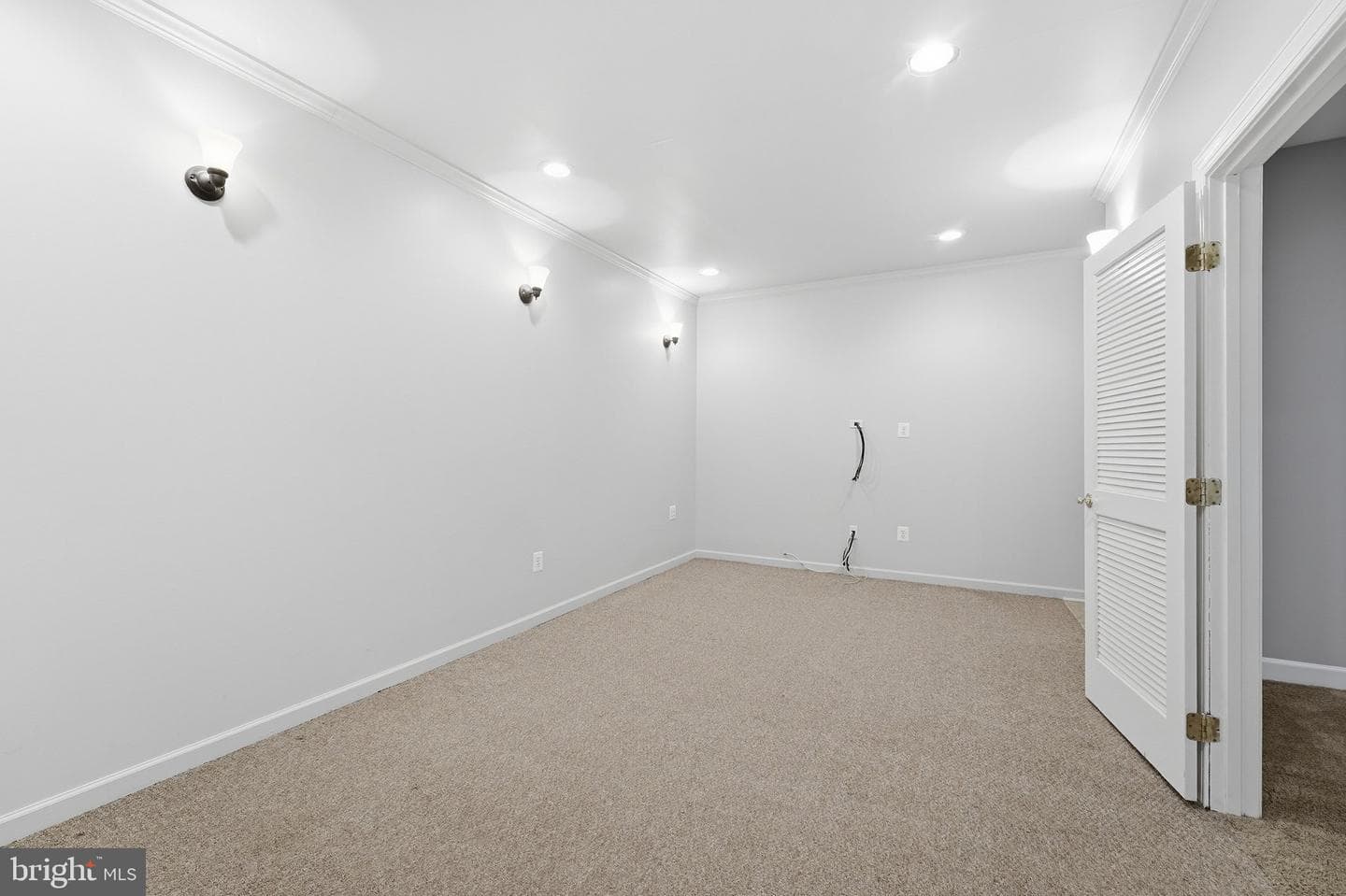 2148 Chestnut Lane photo 44