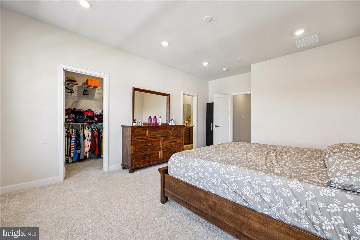 10206 Lake Linganore Boulevard photo 15