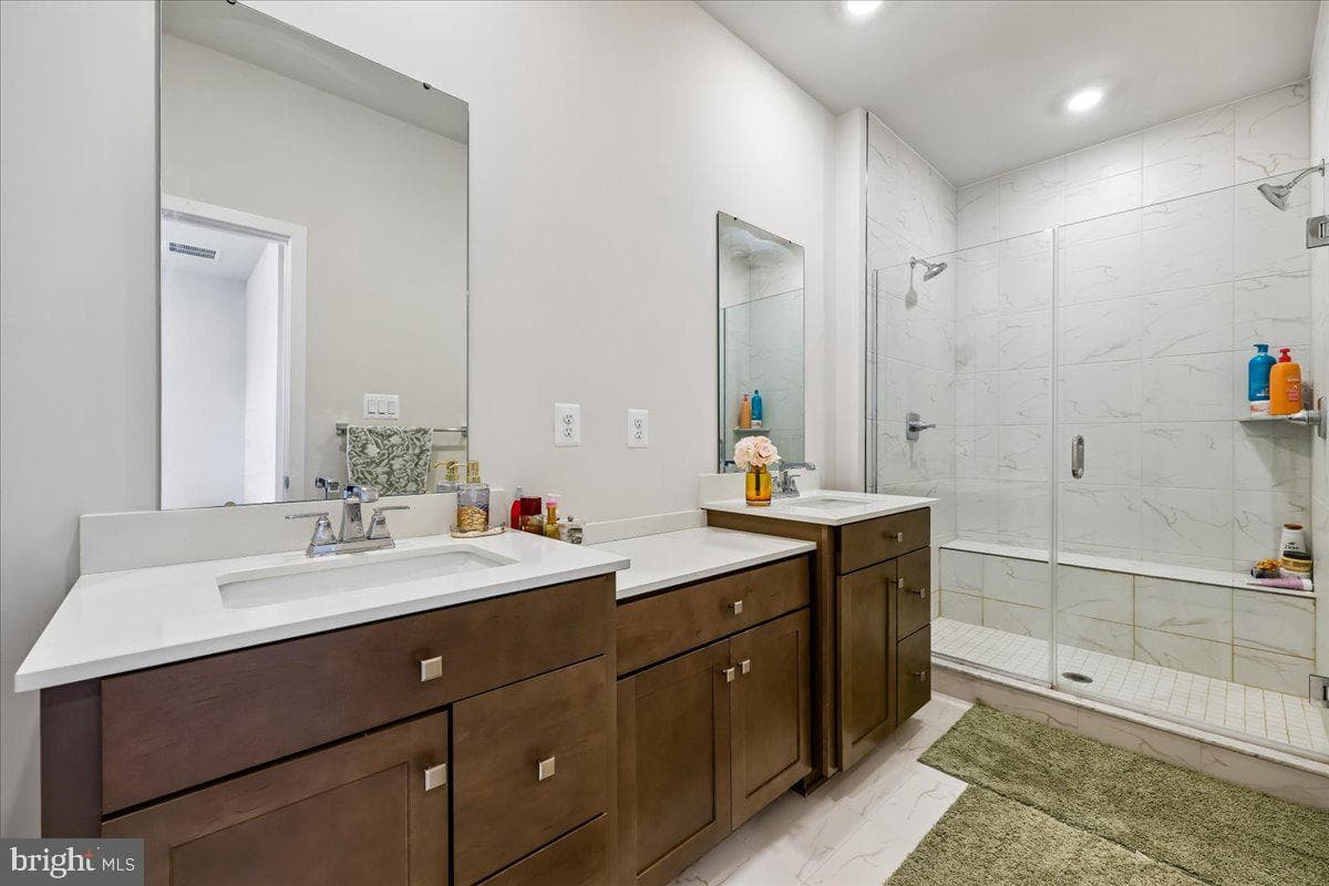 10206 Lake Linganore Boulevard photo 16