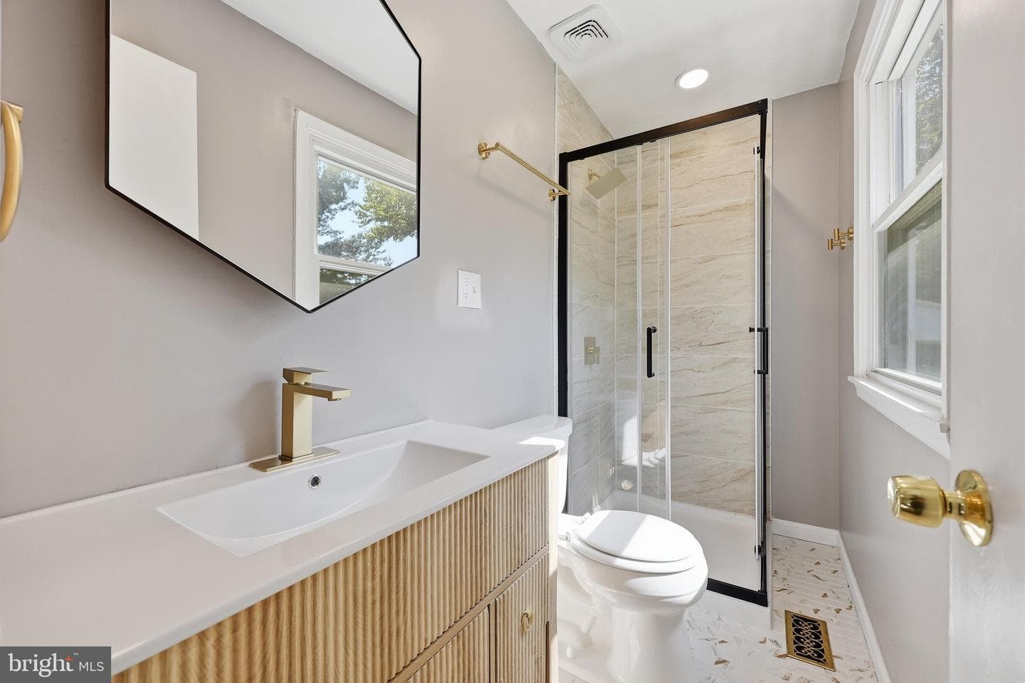 8215 Virginia Lane photo 24