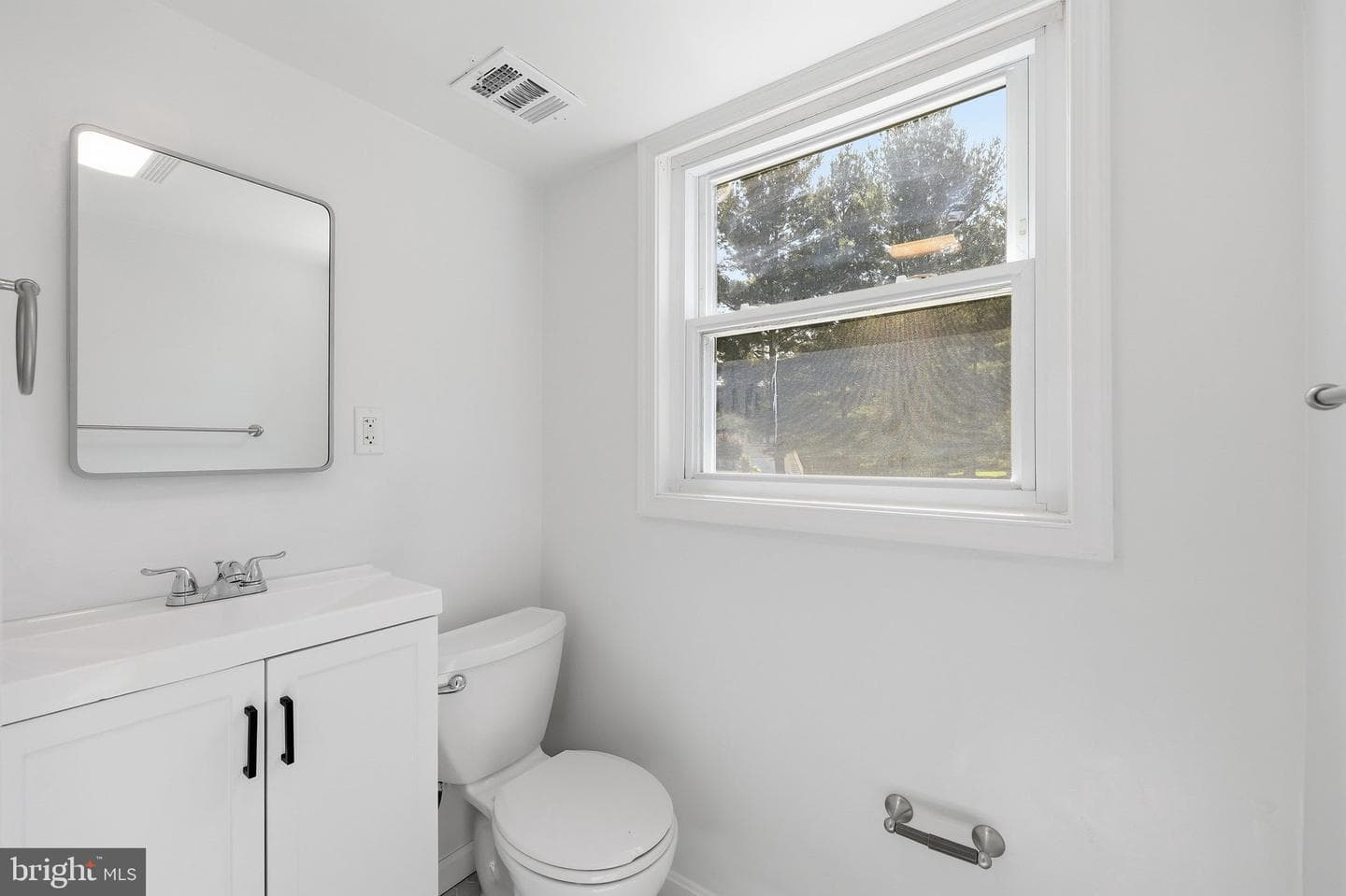 8215 Virginia Lane photo 37