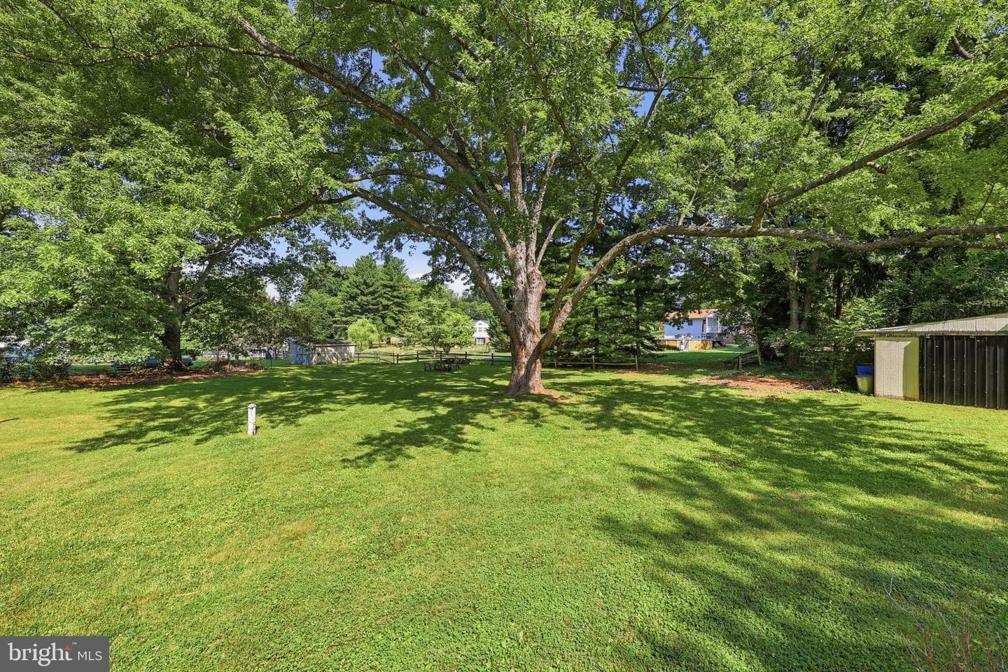 8215 Virginia Lane photo 44