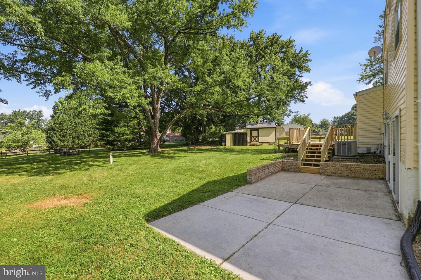 8215 Virginia Lane photo 45