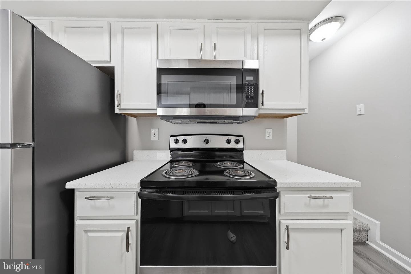 120 N Altamont photo 12