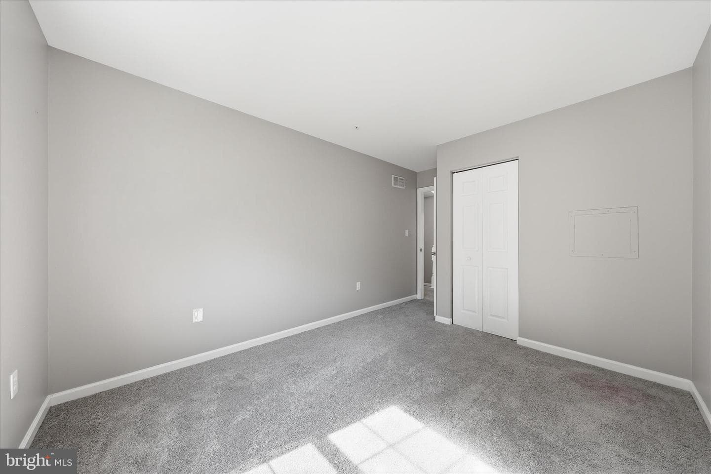 120 N Altamont photo 23