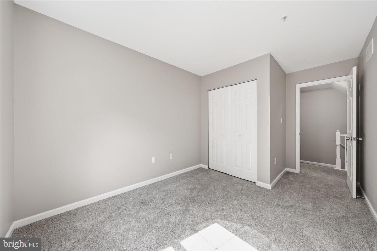 120 N Altamont photo 26