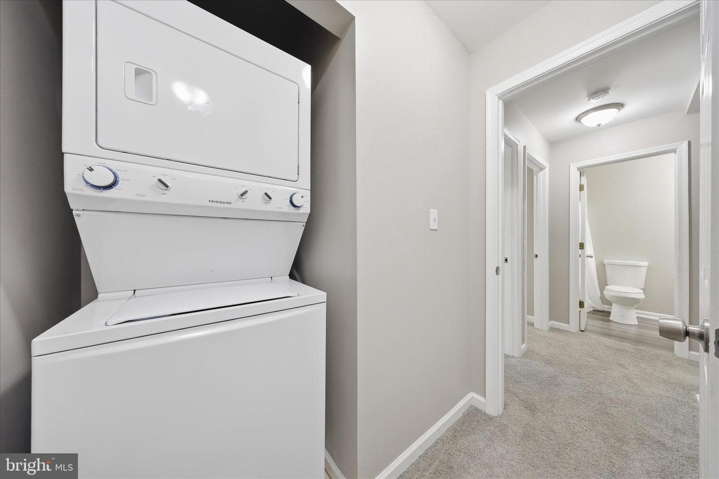 120 N Altamont photo 32